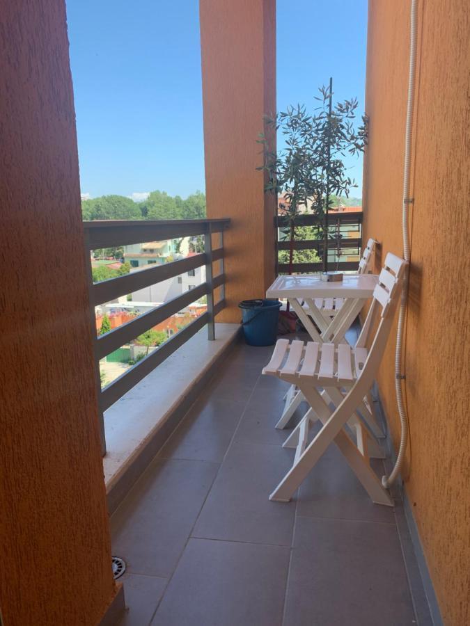 Apartament Klea In Strandnaehe Toplage Durrës Esterno foto
